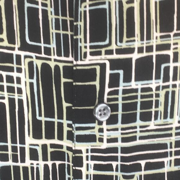 Claiborne Black Abstract Pattern Silky Short-Sleeve Shirt Men's Size L - Picture 4 of 13